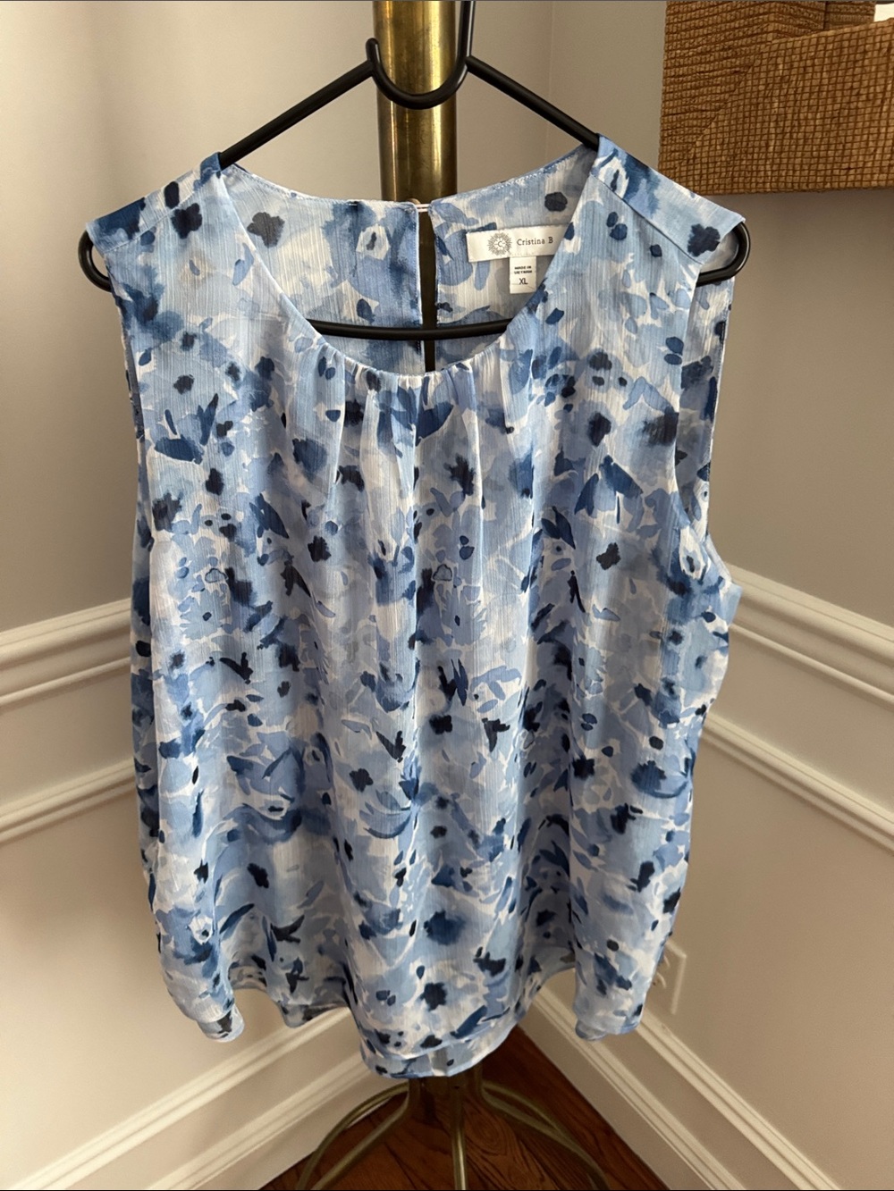 Cristina B Blue Floral Sleeveless Tank Top
